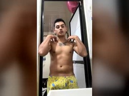 Screen Grab from smallxavier_