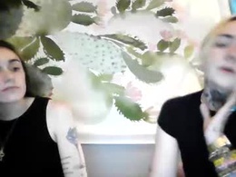 Screen Grab from smorethanfriends