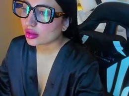 Screen Grab from soffy_foxxy