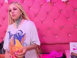Screen Grab from sofii_anal_