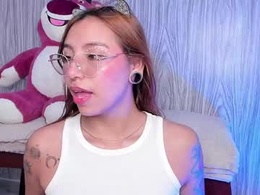 Screen Grab from sofiii_03