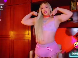 Screen Grab from sofiimuscle