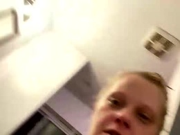 Screen Grab from soohott123