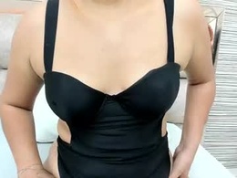 Screen Grab from sophia_conny