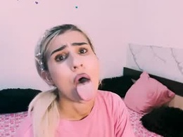 Screen Grab from sophiaa90
