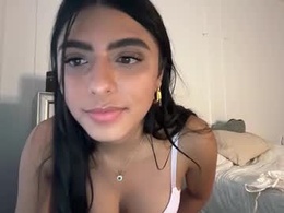 Screen Grab from sophiasecretsx