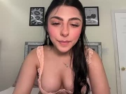 Screen Grab from sophiasecretsxx