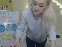 Screen Grab from sophiekittyy