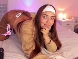 Screen Grab from soy_anny_19