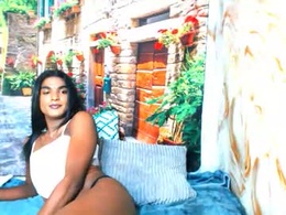 Screen Grab from spicybarbie4u