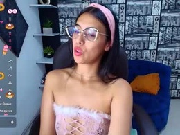 Screen Grab from sub_scarlett_
