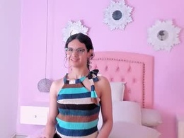 Screen Grab from suzanna_velez