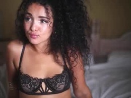 Screen Grab from suzysuza