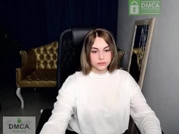 Screen Grab from sweet_dreamsss_0