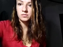 Screen Grab from sweet_lilgirl_x