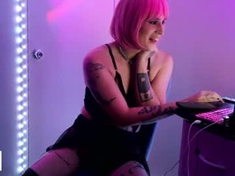 Screen Grab from sweetemmarose