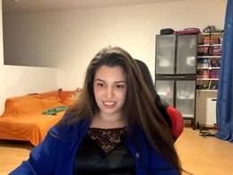Screen Grab from sweetfenomen67