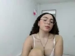 Screen Grab from sweetlily21