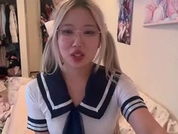 Screen Grab from sweetmiyu