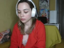 Screen Grab from sweetraspberrytina