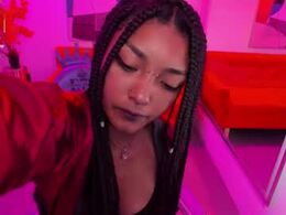 Screen Grab from sweett_m00n