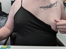 Screen Grab from tallteasetemptation