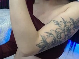 Screen Grab from tamaraa_ox