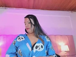 Screen Grab from tami_gv