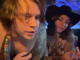 Screen Grab from tandem_peach