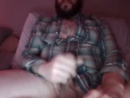 Screen Grab from tanlines85