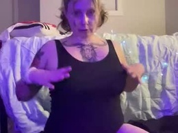 Screen Grab from tara_aldie