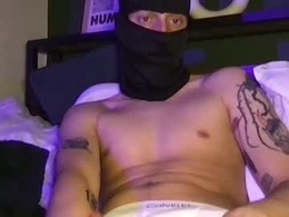 Screen Grab from tattedtwinkxo