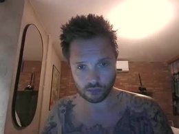 Screen Grab from tattoomachine2000