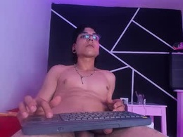 Screen Grab from taylord_boy