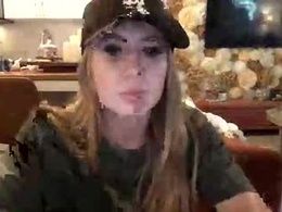 Screen Grab from taylorxxxrae