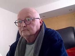 Screen Grab from tedy6374