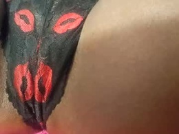 Screen Grab from tha_squirter