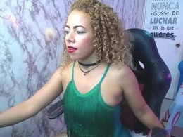Screen Grab from thalia_mills19
