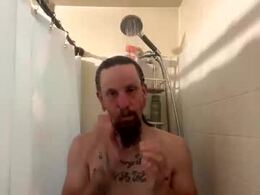 Screen Grab from thatguylobz