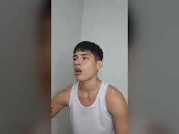 Screen Grab from the_hottest_bastard