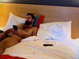 Screen Grab from thebrandonashton31