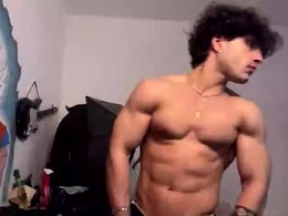 Screen Grab from thekingryan2