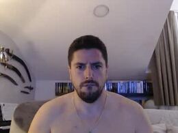 Screen Grab from themuscleken