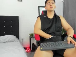 Screen Grab from theonxxs
