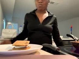 Screen Grab from thequeen_777