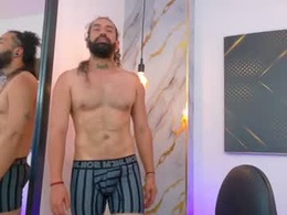 Screen Grab from theronnyone