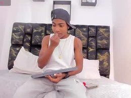 Screen Grab from thiago_steele