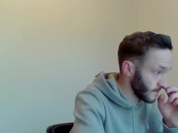 Screen Grab from thickcut_69