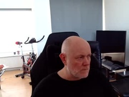 Screen Grab from thomas7409