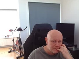Screen Grab from thomas806035